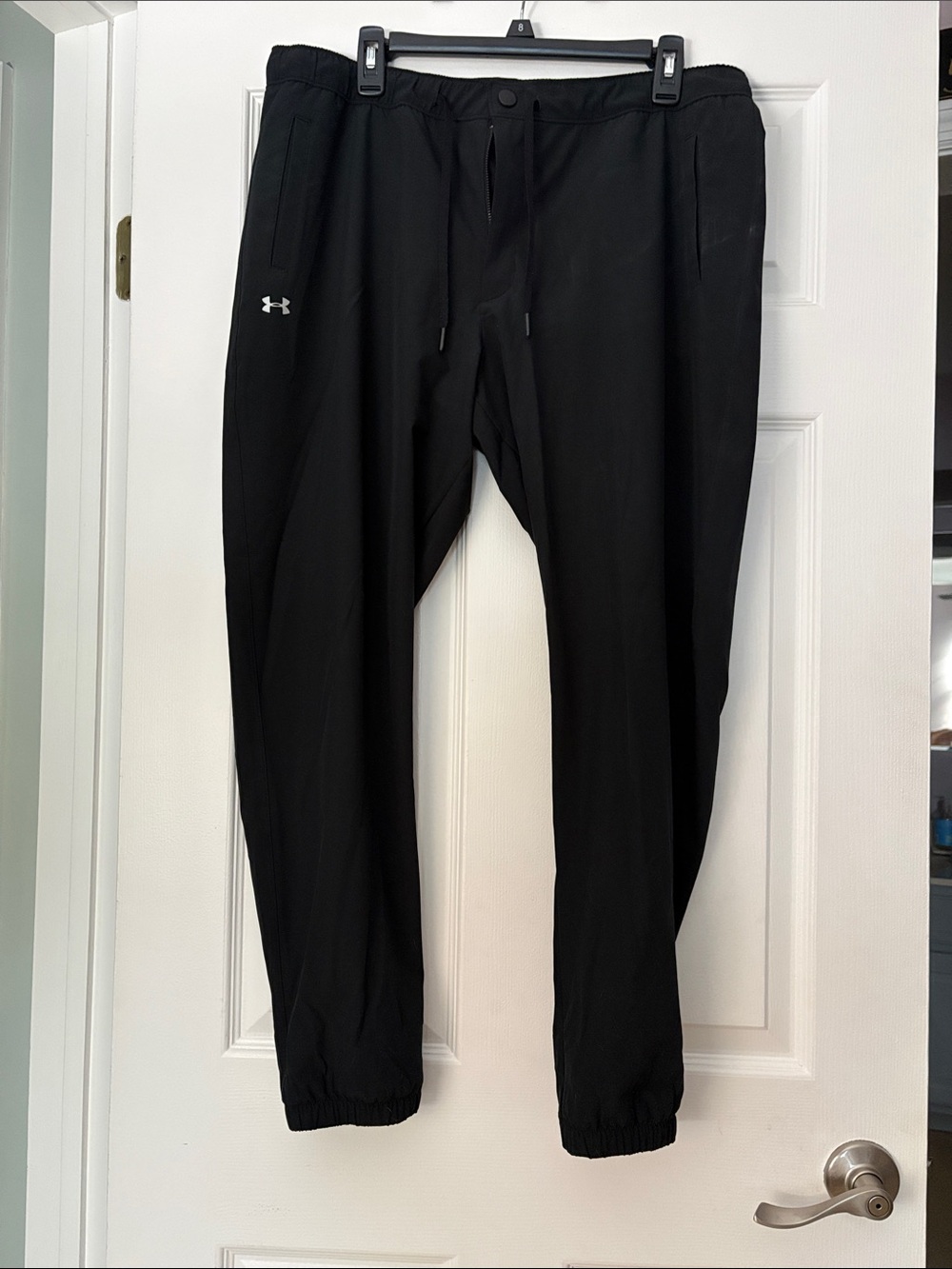 Under Armour Black Men’s Lightweight Jogger Pants